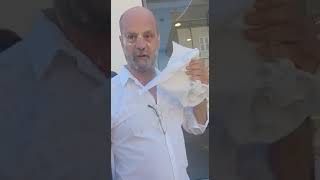 JEAN MICHEL BLANQUER ASPERGÉ DE MOUSSE BLANCHE ET INSULTÉ PAR 2 ENSEIGNANTS !!!