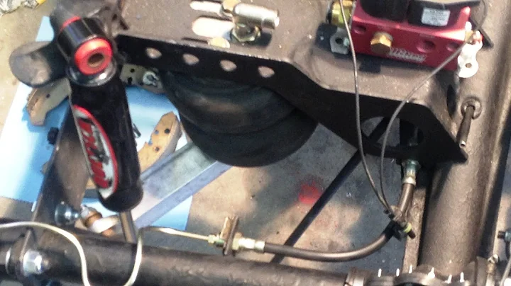 Air ride Pan bagged VW bug March 2013 Airkewld