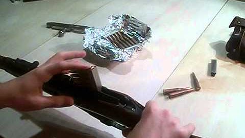 Loading Mosin Nagant/ Using stripper clips.
