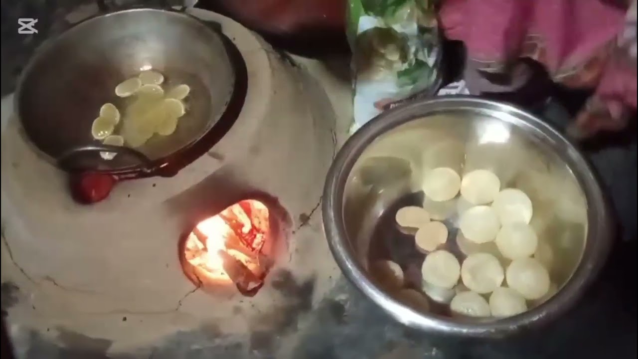 ঘরোয়া পদ্ধতিতে ফুচকা তৈরি। আপনারা দেখুন লাইক ও সাবস্ক্রাইব করুন,আমাদের পাশে থাকুন ধন্যবাদ। #