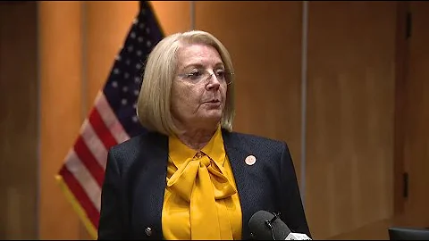 FULL VIDEO: Sen. President Karen Fann holds news c...
