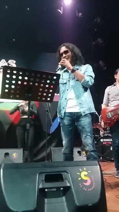 Perfome THOMAS ARYA ft ELSA PITALOKA #shorts  #thomasarya #surabaya