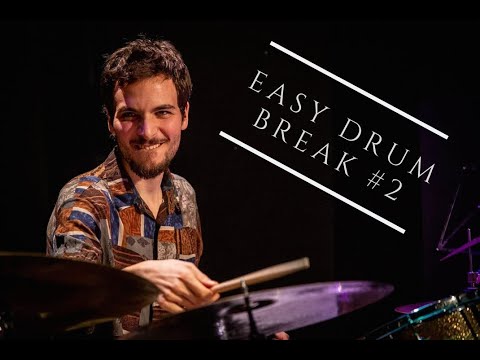 Hometown&young. Josh пример. Джош тернер футболка. Joshua travis. Twenty one pilots джош.