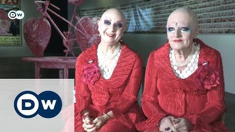 Eva & Adele: Life as a performance | Euromaxx