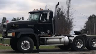 1993 CL 713 E9 500+ BIG Horsepower!!Mack Engine  Mack heavy Haul Truck!!