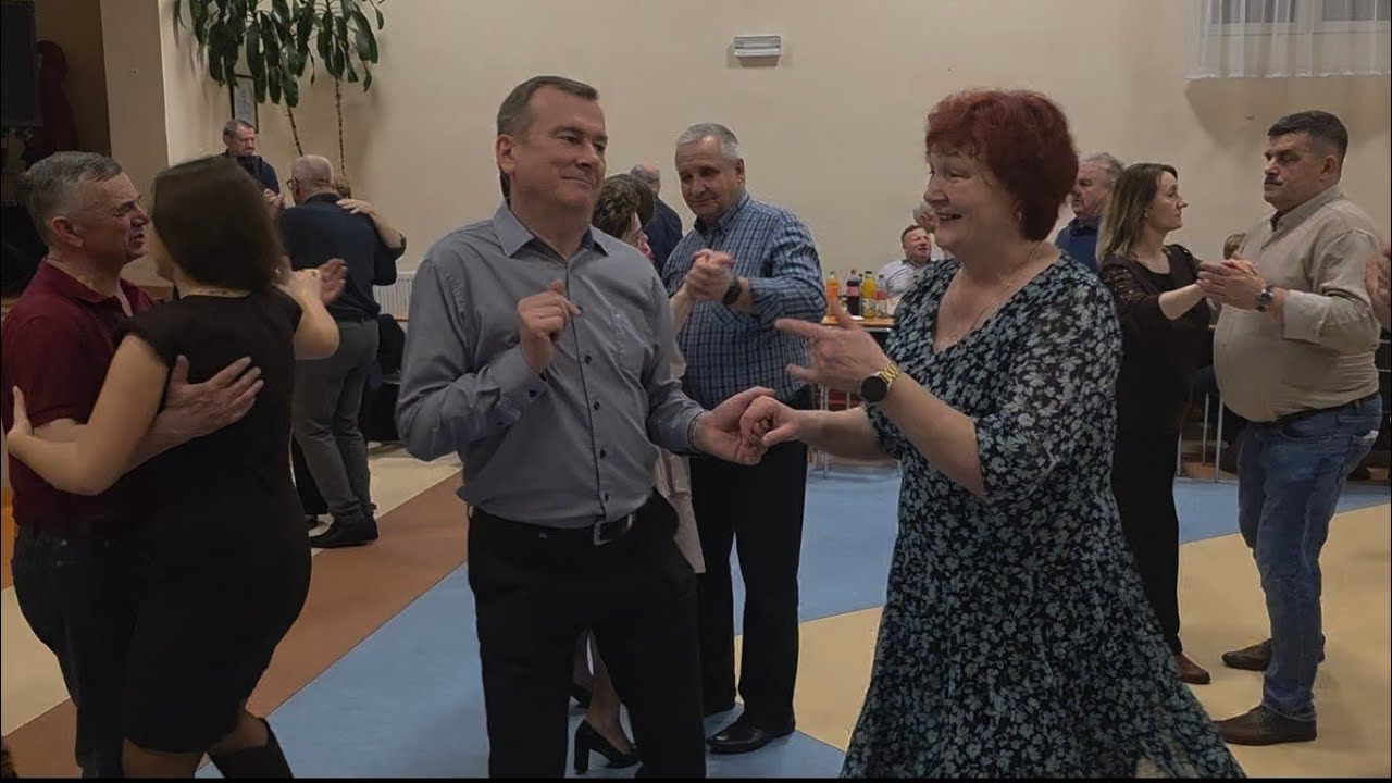 Ależ cudna melodia od kapeli Jacka Bursy. 