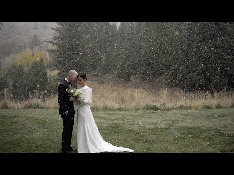 incredible-first-look-in-the-snow!-winter-wedding-in-the-mountains-of-utah-/-st-regis-deer-valley
