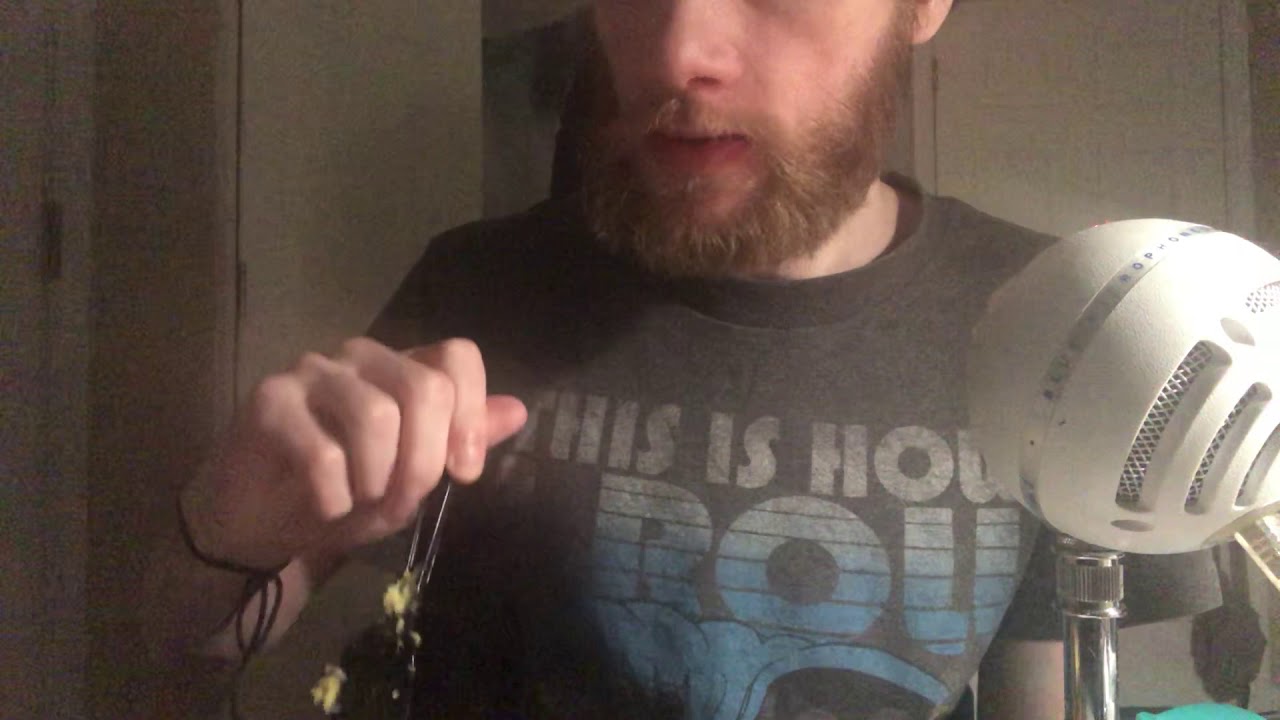 ASMR - Eating Lemon Blueberry Cake/Whisper #286