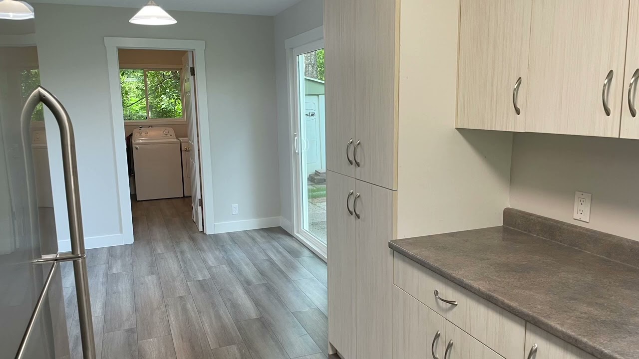 259 Hobbs Road - Qualicum Beach BC