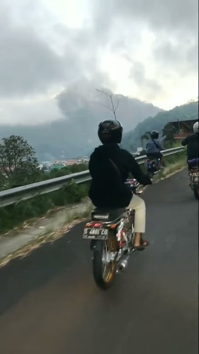 STORY WA // TELAGA SARANGAN MAGETAN