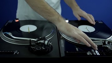 Technics MK2 Vs Reloop RP8000 720p