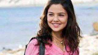 Las 18 chicas más guapas de Disney Channel
