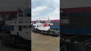New Tugboat rolls into the water