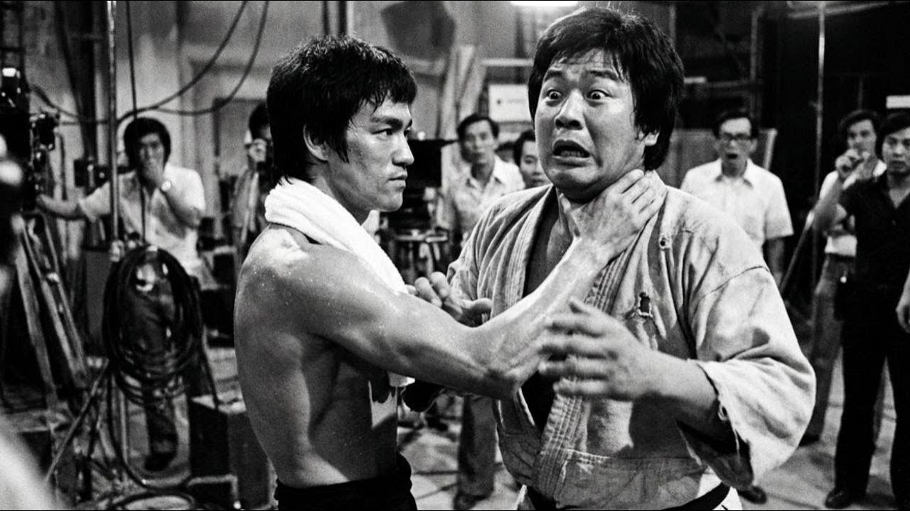 He Challenged Bruce Lee. 4 Seconds Later He REGRETTED It!