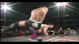 Jack Evans Spinning Back Kick and Standing Corkscrew Splash