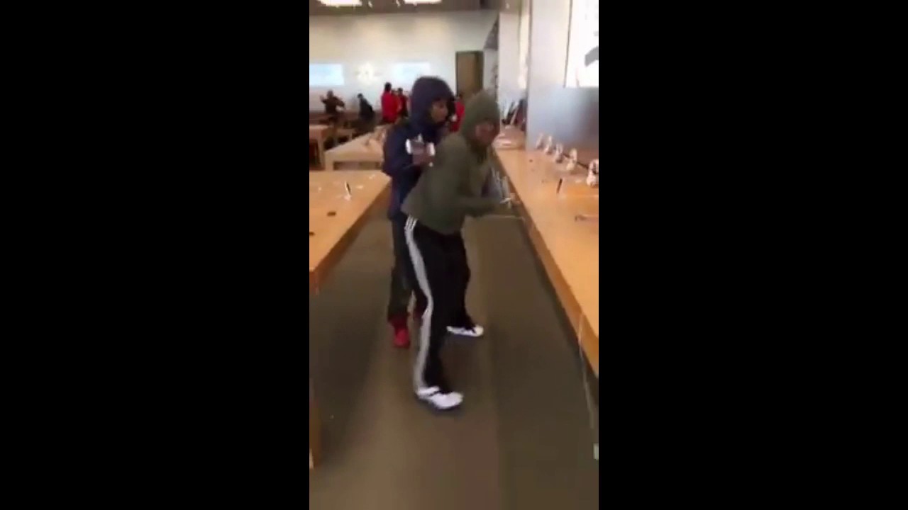 Stealing iPhones and iPads from an American Apple Store - YouTube
