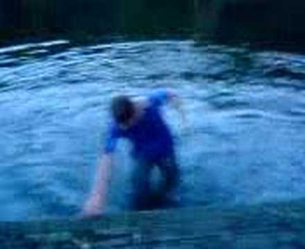 Funny guy falls (into water) - YouTube