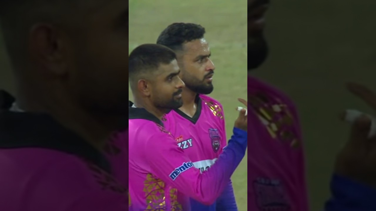 Babar and Nawaz funny moment 😂