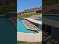Espejos de agua en parque Esperanto.