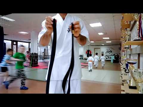 Как завязывать пояс? Пошаговая схема | #киокушинкай #каратэ #ШКОЛА_КАРАТЭ_АЙСБЕРГ37