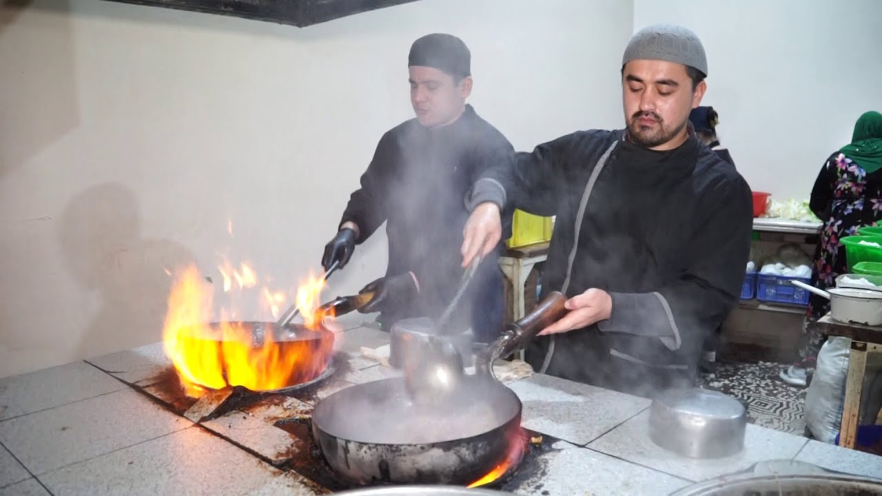 Uighur LAGMAN! The most delicious Uighur Lagman! Uyghur Cuisine - YouTube