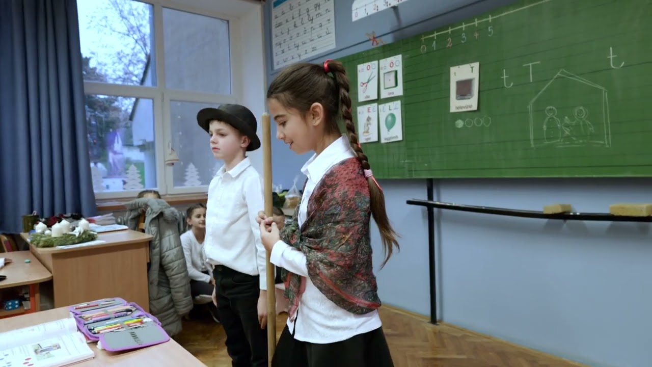 Luca-napi kotyolás | Boglári Általános Iskola 2024.