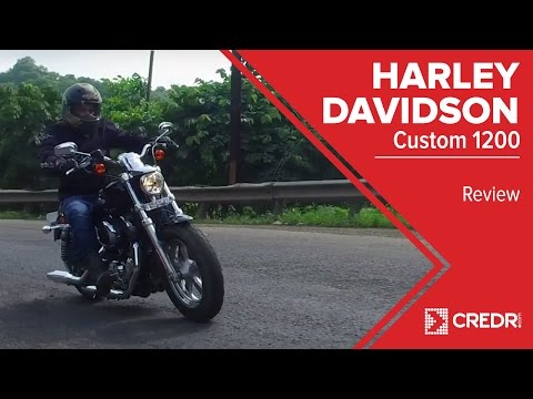 harley-davidson-1200-custom-review:-a-very-stylish-sportster-||-credr