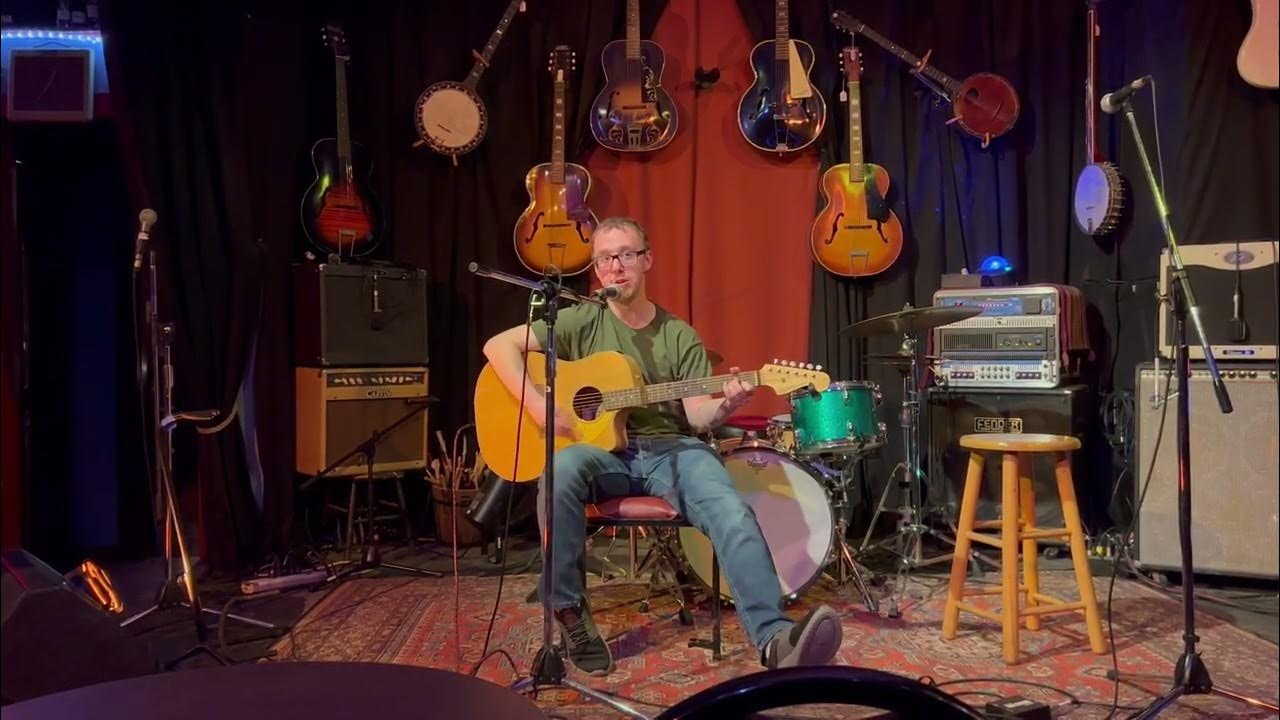 Hallelujah Leonard Cohen Cover at Luthier's Co Op Open Mic