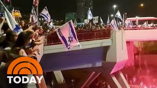 Netanyahu protesters in Israel call for early elections, cease-fire