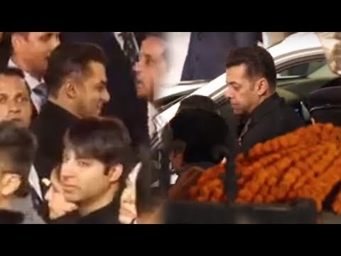 Salman Khan At Isha Ambani & Anand Piramal Wedding