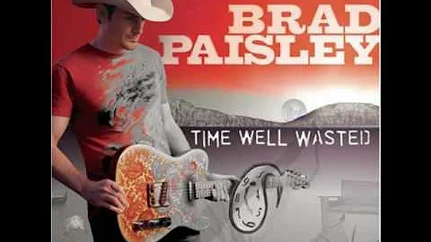 Brad Paisley - She's Everything (Lyrics)