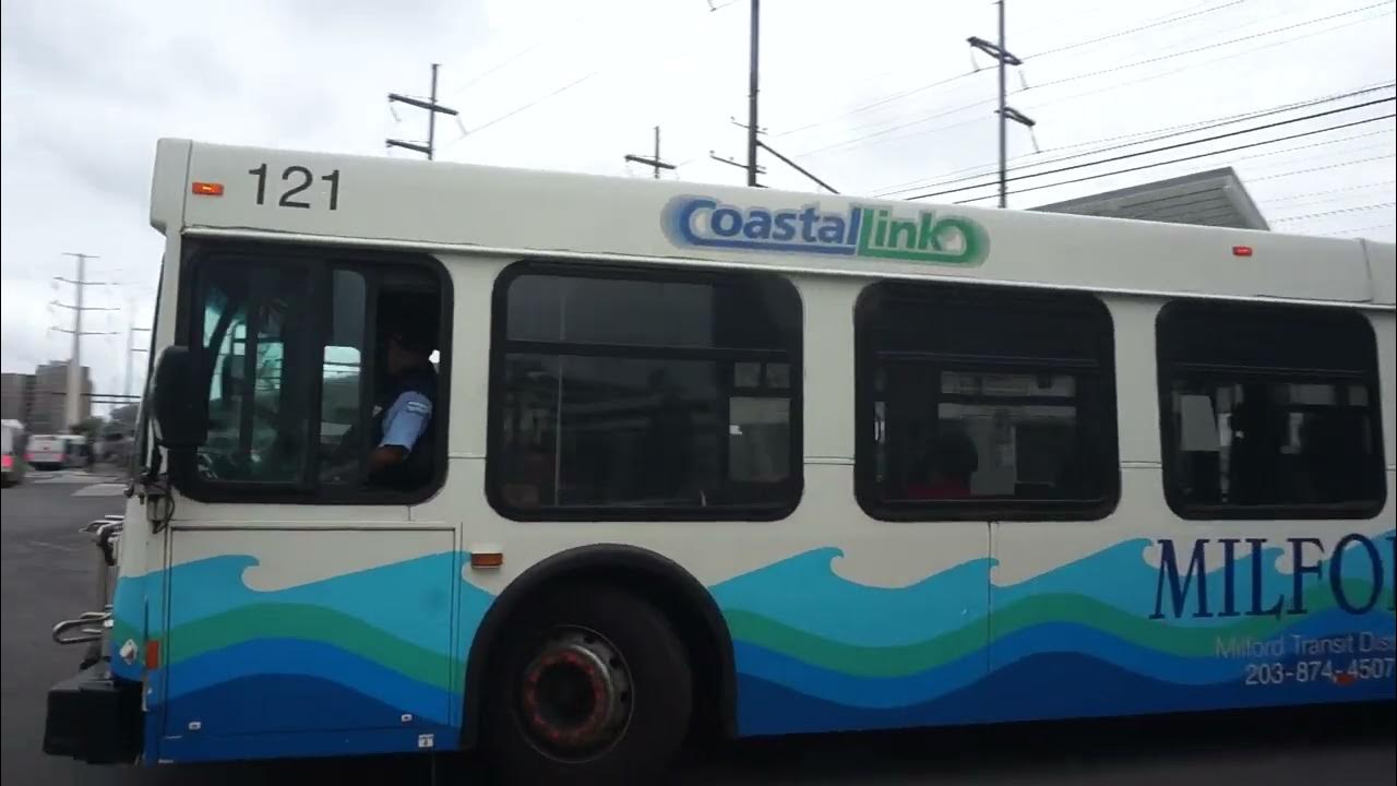 Milford Transit Distrit Norwalk Wheels Hub bound D40LF 121 Coastal