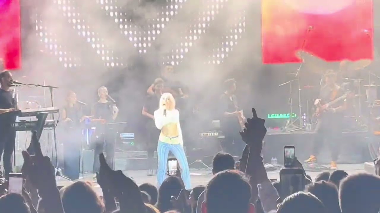 Gülşen - Dan Dan |  Live | 16.09.2023