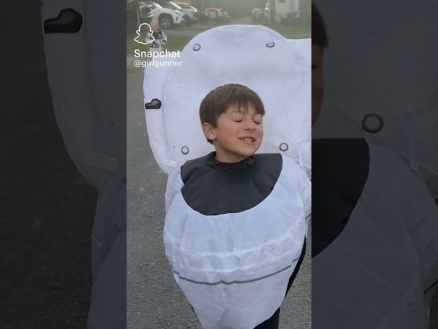 Amazing Skibidi Toilet Halloween Costume! 3 sddefault