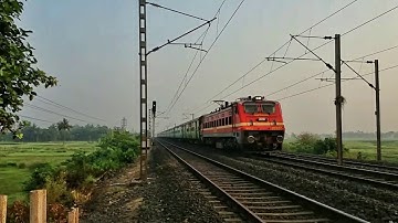 SPEEDY !! 22214 PATNA - SHALIMAR DURONTO EXPRESS WITH SANTRAGACHI WAP4 22895