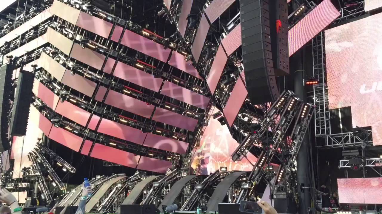 Assista a Dash Berlin (Intro Coldplay) & The Chainsmokers (Roses) - UMF Miami 2016 no YouTube Assista a Dash Berlin (Intro Coldplay) & The Chainsmokers (Roses) - UMF Miami 2016 no YouTube
