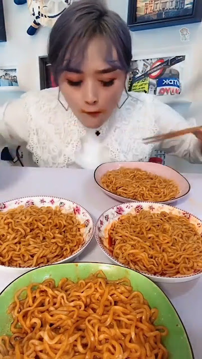 Tantangan Makan 6 Mangkuk Ramen dalam 1 Menit | #asmr #makanan #makanancepat