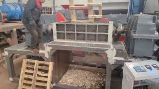 Double shaft shredding machine/wood/plywood shredder