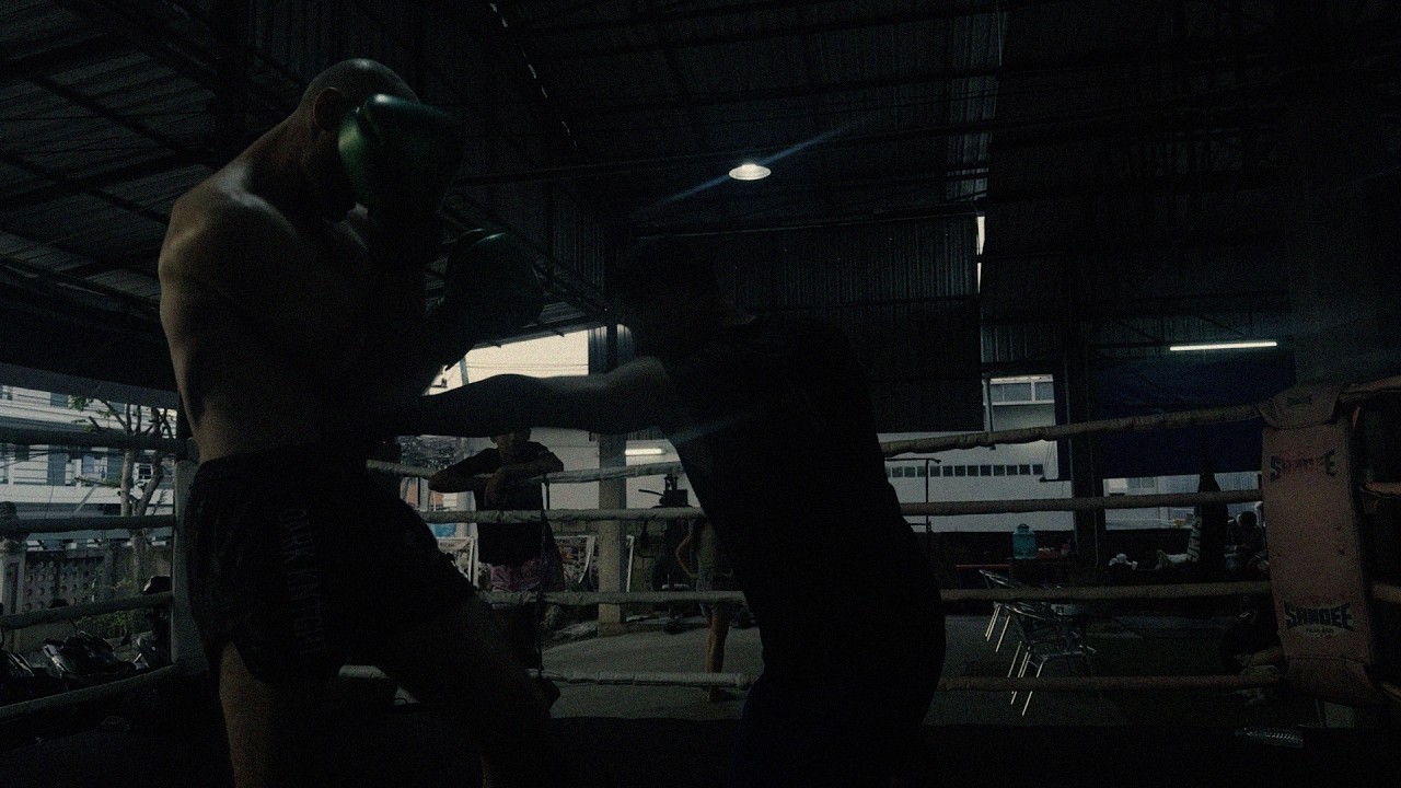 TRAINING AT RAMBONG MUAY THAI GYM | CHIANG MAI