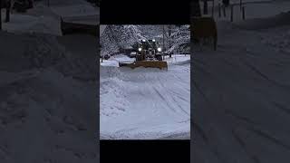 CAT Plowing Snow #snowplow #heavyequipment