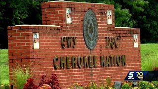 Cherokee Nation gives $7.9M from tribal tag sales to Oklahoma schools