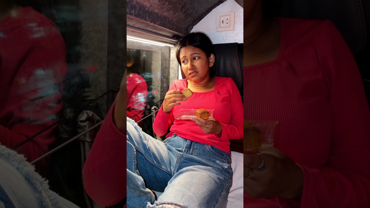 বাসে করে যেতে গেলে এমন কেন হয় 😢 #viralvideos #akhikiduniya #trendingshorts #funnyshorts #comedy