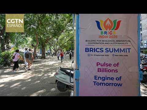 Xi Jinping Arrives in India for the 18th BRICS Summit