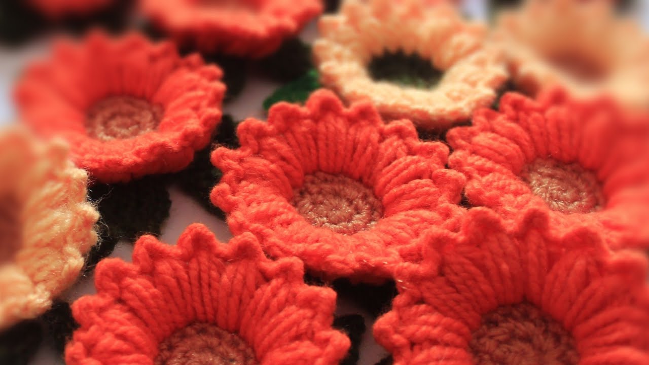 Sunflower Design #Woolen Sunflower #Crochet Flower #Woolen art and craft @Creative Sarita