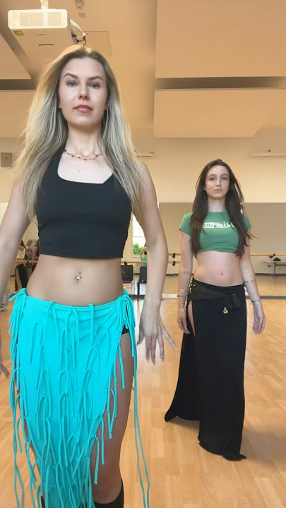 Practicing with my student 🥰 #bellydance #drumsoll