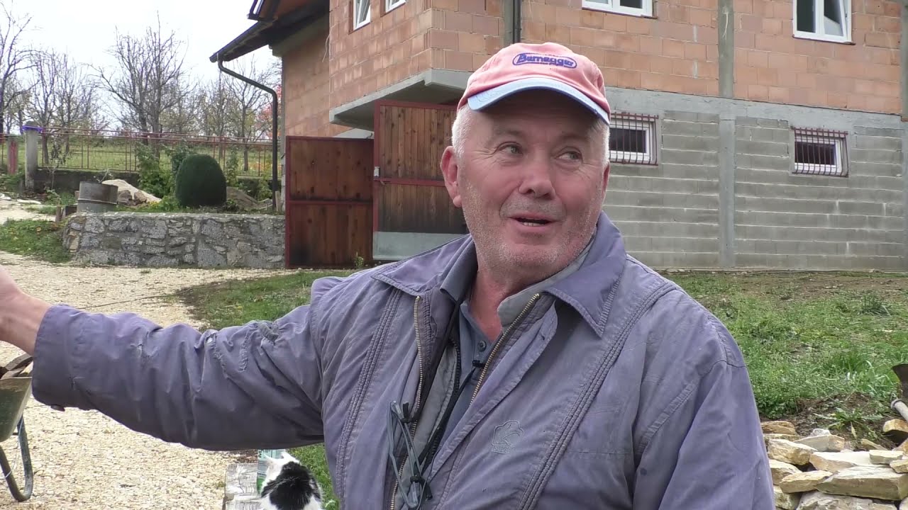 -Pečenje rakije u Podrašnici kod Brane Kežića na svaki kazan po 15 l rakije-