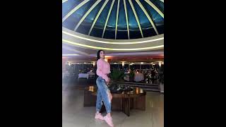 Cansel Ayanoğlu Görünüşü Yürüyüşü Bir Başka Görünce Düştüm Ben Aşka