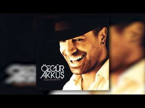 Özgür Akkuş - Kemer Oyunu (Retro Mix)
