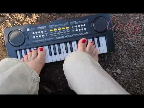 Teacher feet make music 90s hits