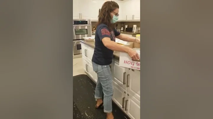 unboxing dinner